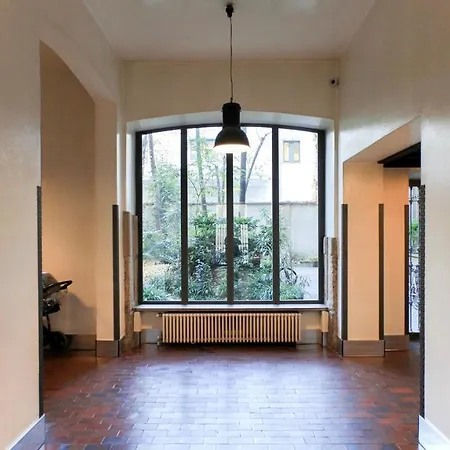 Plum Guide - Sailor's Solace Apartment Milan