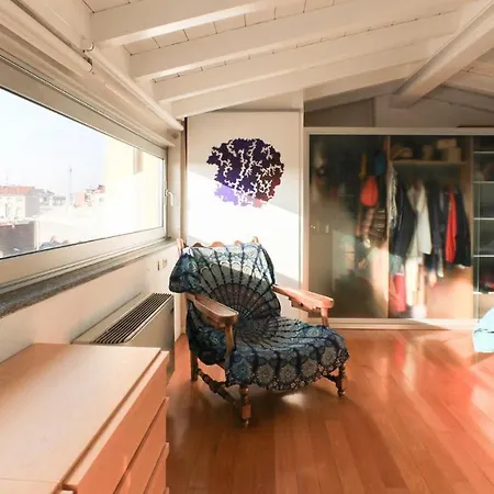 Apartment Plum Guide - Sailor's Solace *