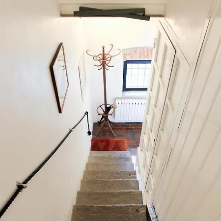 Plum Guide - Sailor's Solace Apartment Milan